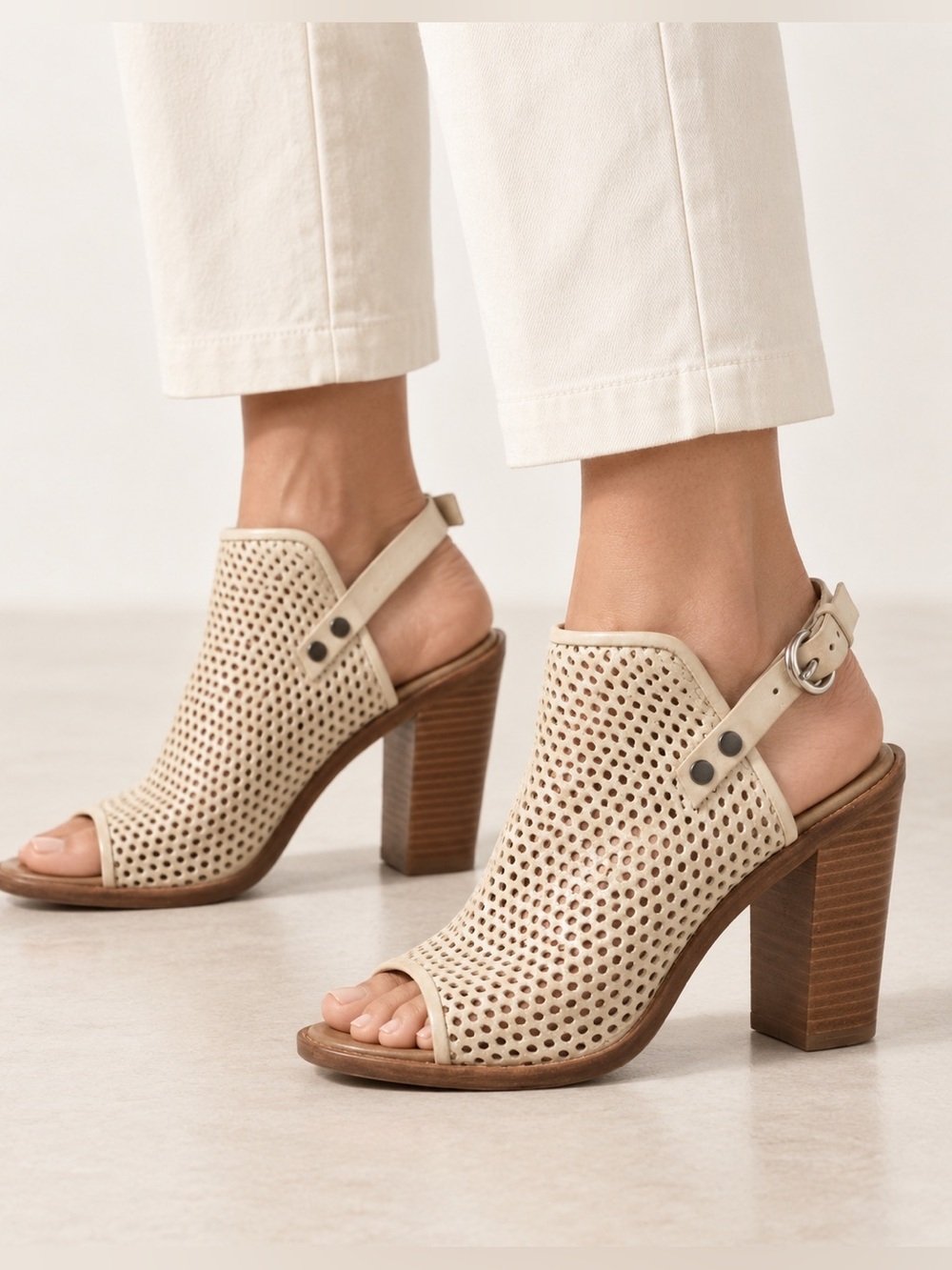 Rag & Bone Cream Wyatt Perforated Heels Sz. 39.5 (US 9.5)